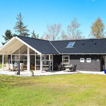 Holiday home Cxxiii *